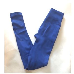 Indigo lululemon Zone In Tight